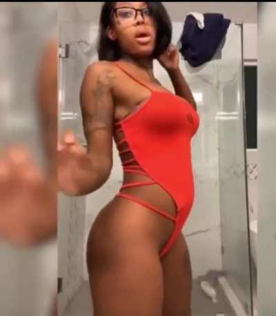 👅🍑