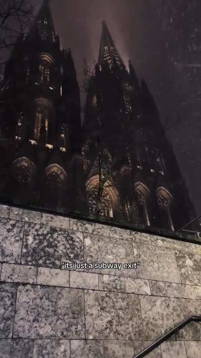The Kölner Dom took 632 years to complete. Construction began in 1248 and was finally finished in 1880, making it one of the longest building projects in architectural history. Towering above Cologne with its iconic twin Gothic spires, Kölner Dom still st