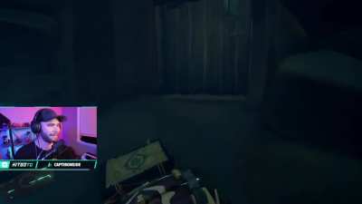 Spawned Inside A FoF Vault During A PvP Fight