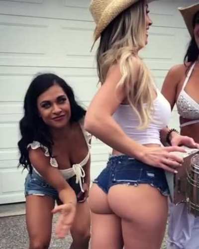 Lovin’ that ass
