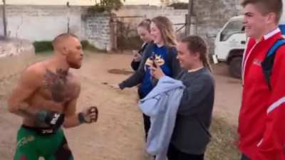 Conor will do anything to get another fight 🤜🙅🏻‍♀️