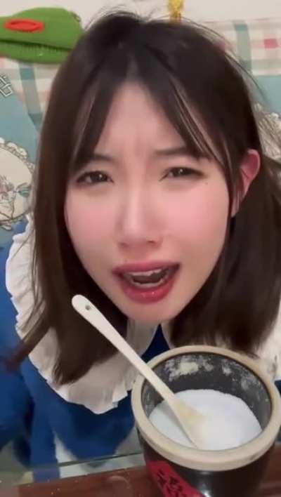 Just mouth ulcer... She feel pain, contemplate pain, accept pain, know pain.