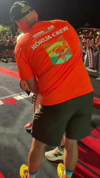 At the IRONMAN World Championship, Natalie Grabow conquered Kona at 80yrs old