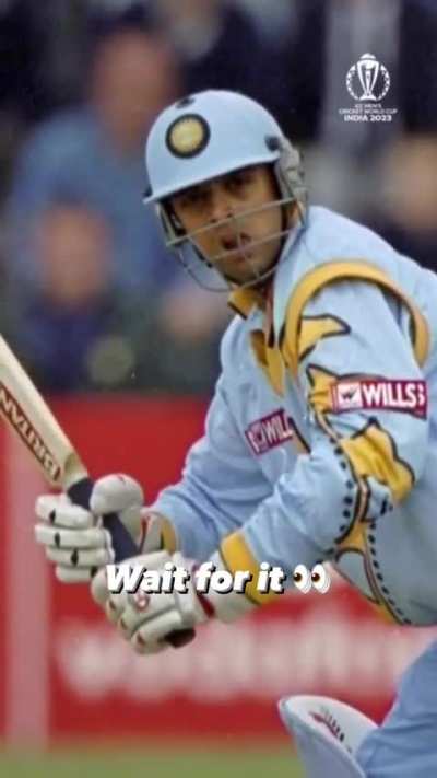 Bhogle praises Dravid and Dravid be like: