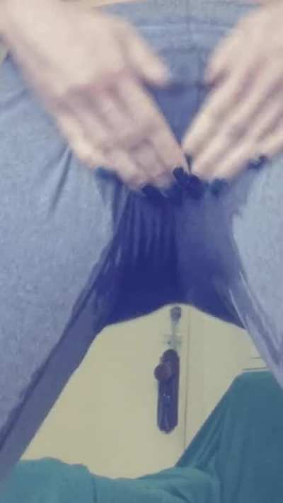 u/yourcyberwaifu can't stop squirting :(