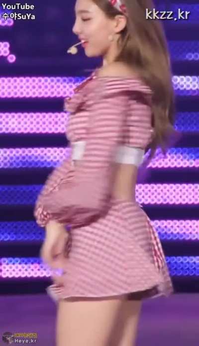 Nayeon Im