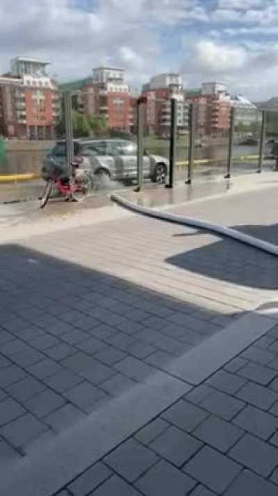 Skateboarder trips falls off his board in the most cartoonish way possible