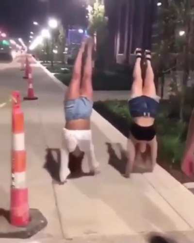 Hnndstand racing on concrete into one of the most sinister faceplants ever.
