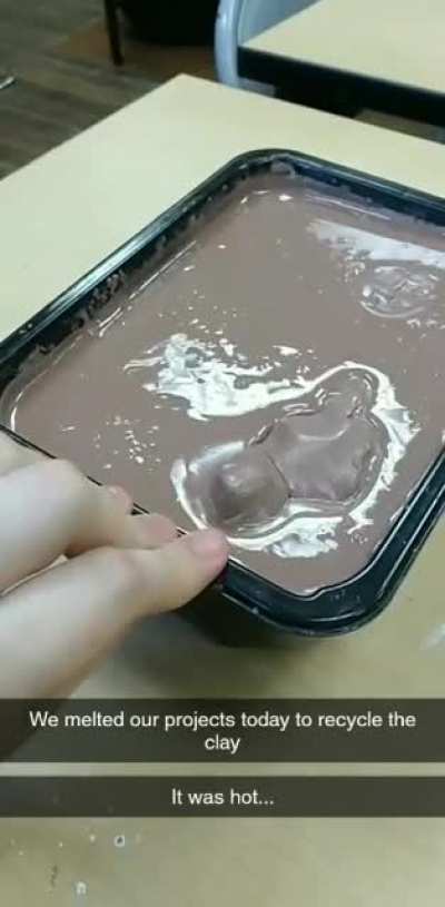 I was just trying to show my friends my liquid Clay. Got the PREFECT cut scream.