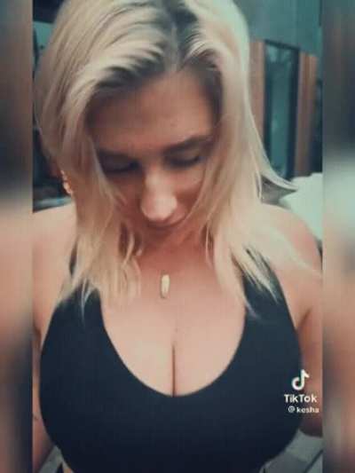 Kesha Rose Sebert