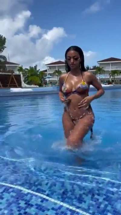 Marilyn Melo (@mar<wbr>ilyn_<wbr>melo)
