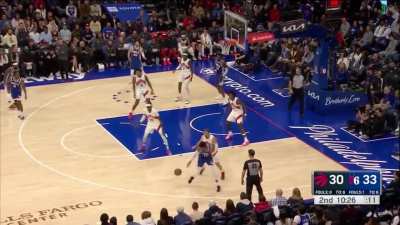 [Highlight] Tobias Harris Calls for an ISO on Malachi Flynn, Immediately Gets Stripped