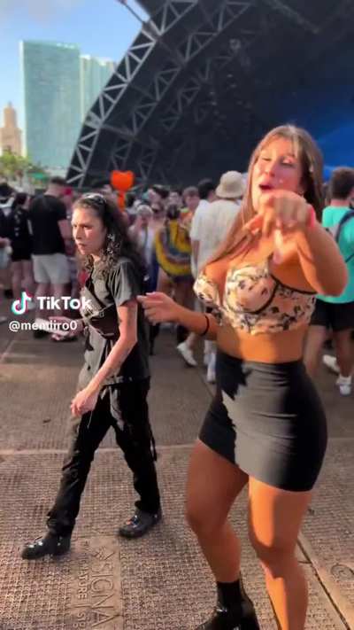 @memiiro0