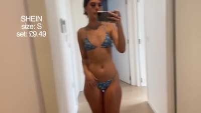 @ktfranklin modeling bikinis 👙 for us