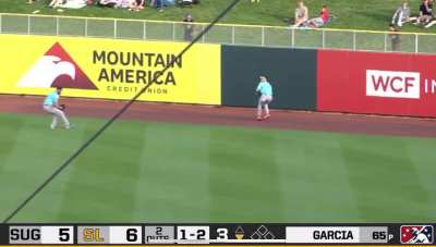 [Highlight] Brett Phillips with an inside-the-park home run in AAA and a cool celebration.