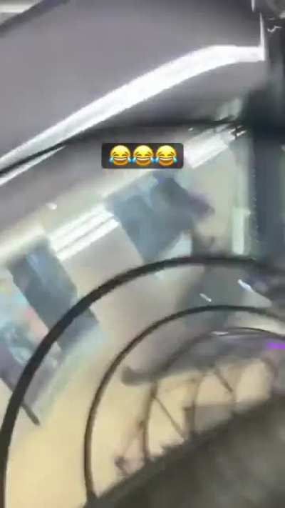 Mall slide