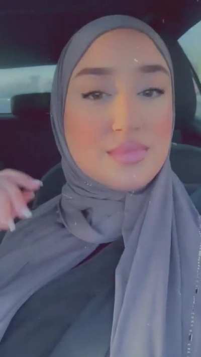 🧕🏽