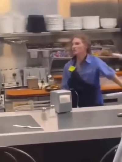 Epic Wafflehouse Wendy Maneuver
