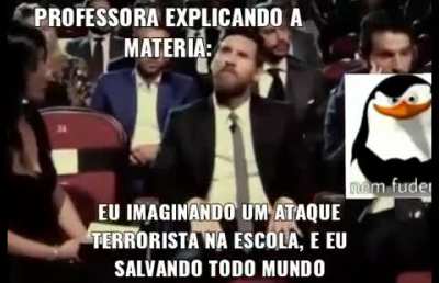 Eu tinha essa paranoia, teve vezes que eu criei um puta plano de fuga, fiz cálculos de relatividade, tempo e espaço, distância, pesos, massas e os caralhos.