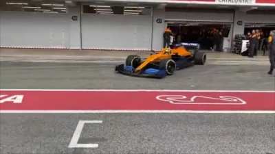 Who says that V6 turbos sound bad?