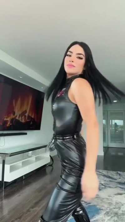 🤤👮🏻‍♀<wbr>️