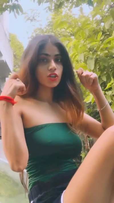 Muskan Chand (deleted) TikTok (More in the comments)