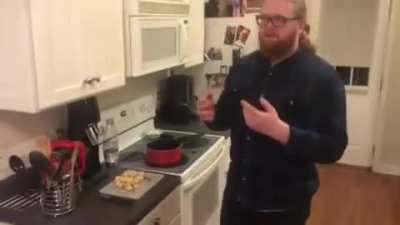 A favorite of mine. Link to original video in the comments