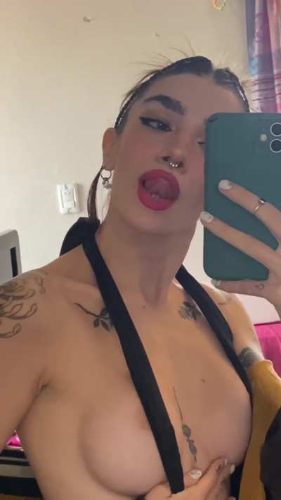 Say HI if u let me peg you