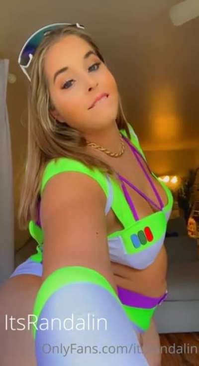 Buzz thickyear
