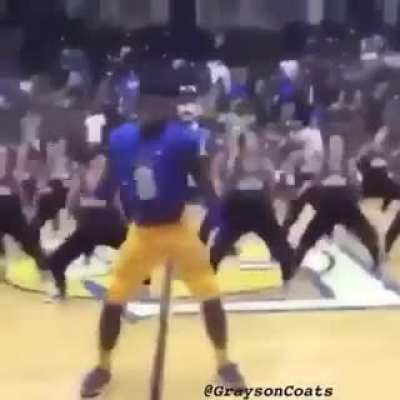 Can someone please send me the full dance