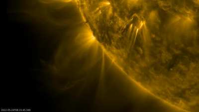 Solar plasma erutpions - 24/5/2022 [OC]
