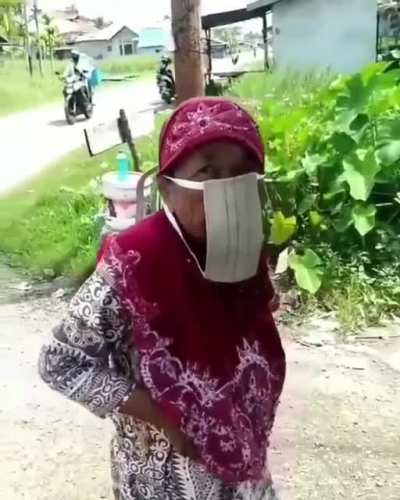 A new way to wear a mask