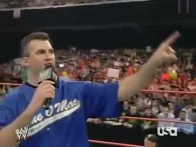 Proud moment for 🇺🇸! When the head coach of Chelsea Football Gaming got roasted 🔥 on WWE 👊🏻