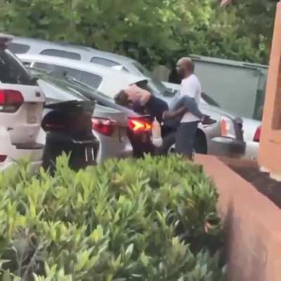 Customer catches UberEats driver getting dirty on top of his food after wondering why it was taking so long