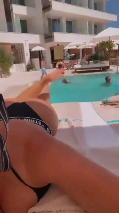 💦