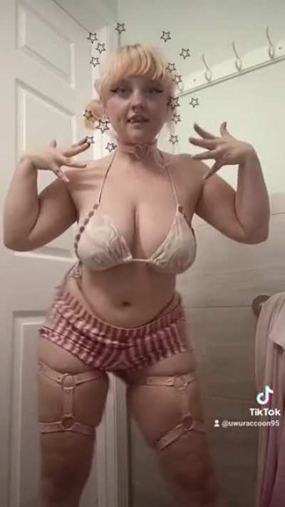 @uwuraccoon95 thicc