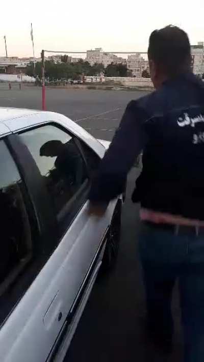 Proud turkroach shows friends what he learned in Bulgaria