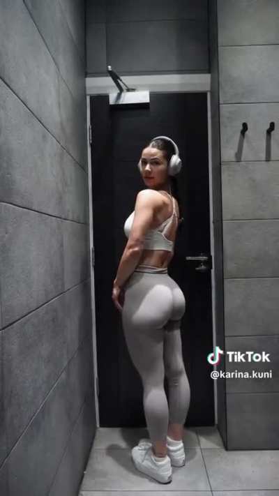 @karina.kuni