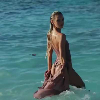Candice Swanepoel