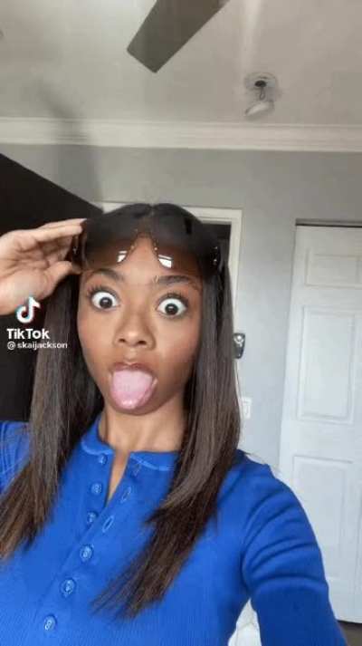 😛😜😝🥵😋