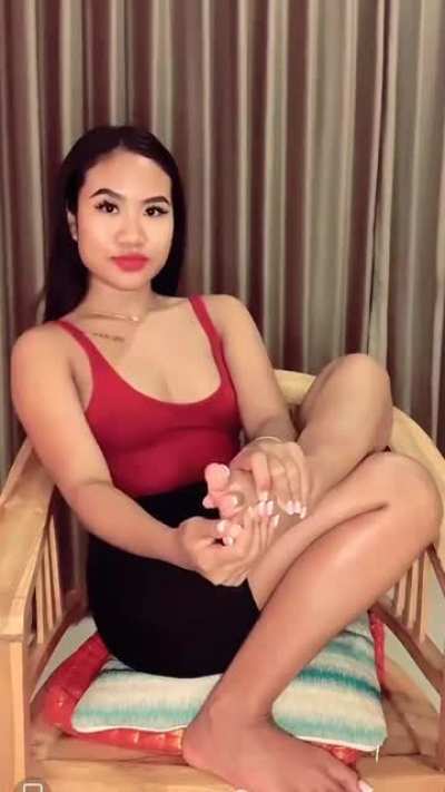 Soles and white toes