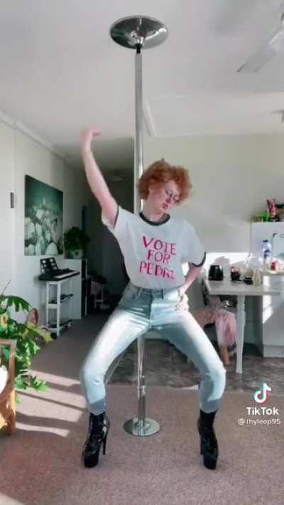 Napoleon Dynamite pole dancing