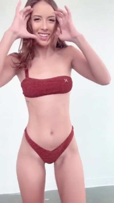 Ari Tawny