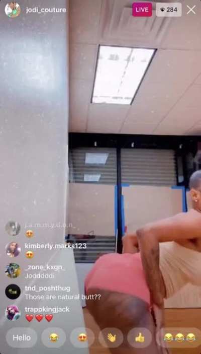 🤤