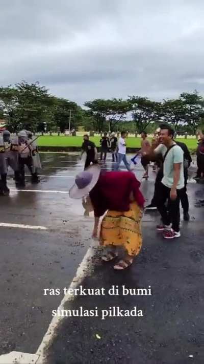 Kekuatan emak-emak