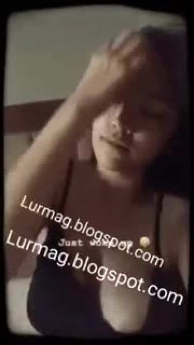 4risa Hui