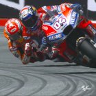 Same corner two different riding styles