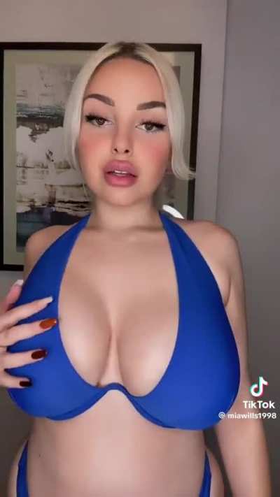 @miawills1998