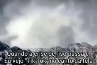 😢