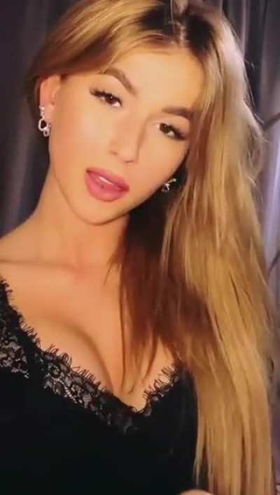 Roxi 